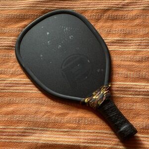 Black Pickleball Paddle - Pickle Pro Classic